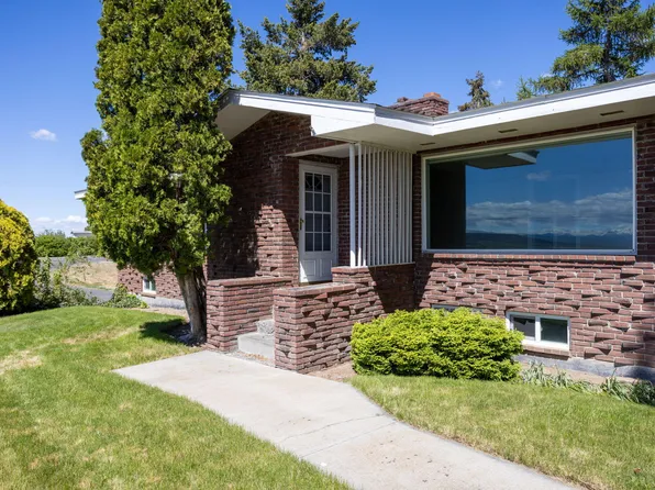 4027 SW Bear Dr, Madras, OR 97741