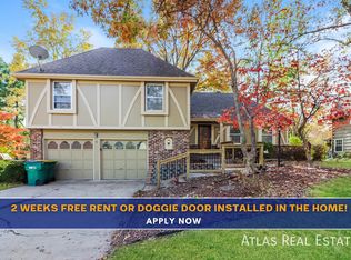 9011 W 105th St, Overland Park, KS 66212