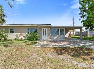 205 E Jersey Rd, Lehigh Acres, FL 33936