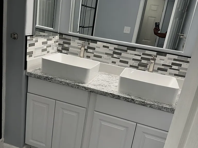 3045 Holiday Ln — Photo 10