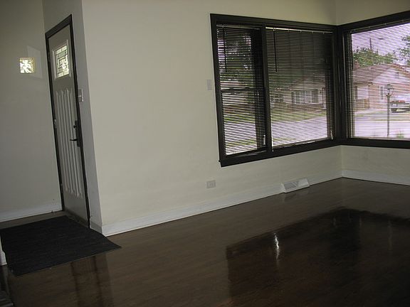 5th image of 474 Joyce Ct
