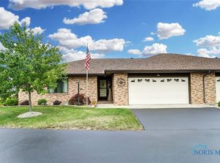 14 La Plas Dr, Findlay, OH 45840