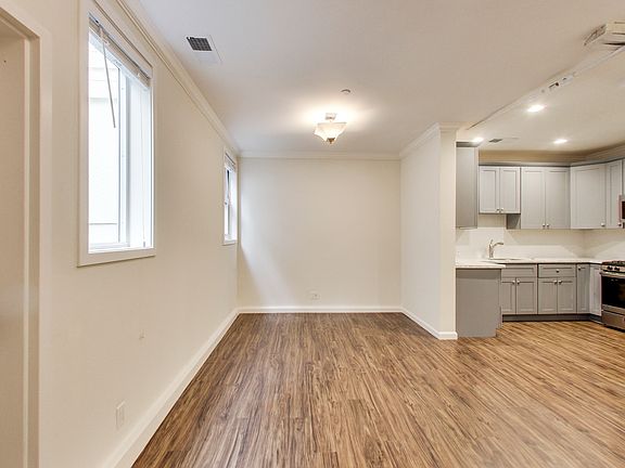 5th image of 940 Jackson St APT 1