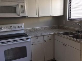 360 E Coast Dr, Atlantic Beach, FL 32233