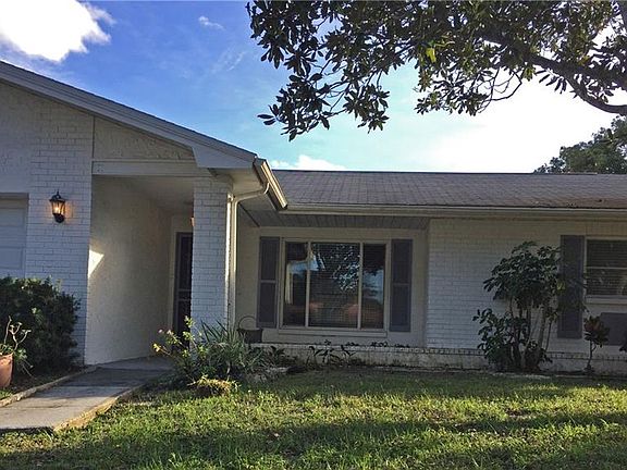 2nd image of 2959 Macalpin Dr N