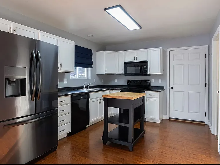 106 Kestrel Ct — Photo 4
