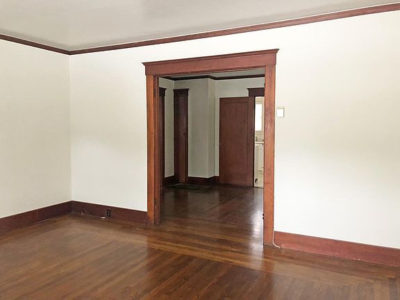 4th image of 252 Bachman Ave
