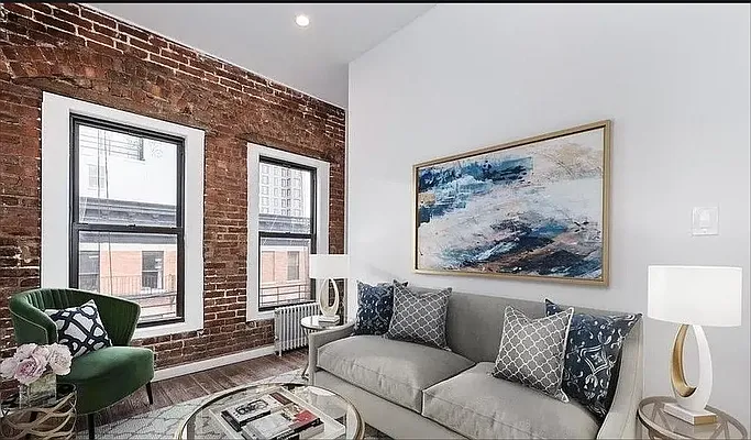 Rented by REAL New York | media 10