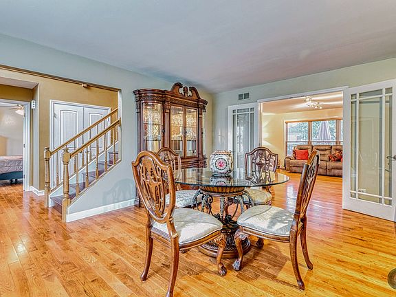 4th image of 296 Green Mountain Dr
