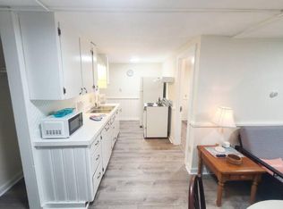 10 Hillcrest Ave #1B, Old Orchard Beach, ME 04064