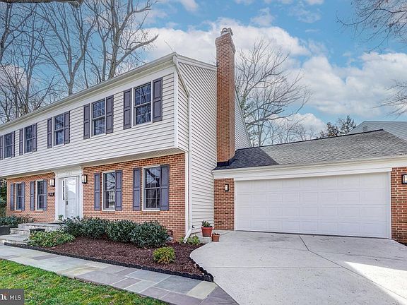 2nd image of 7508 Elmore Ln