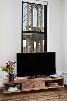 Sold by Compass | media 8