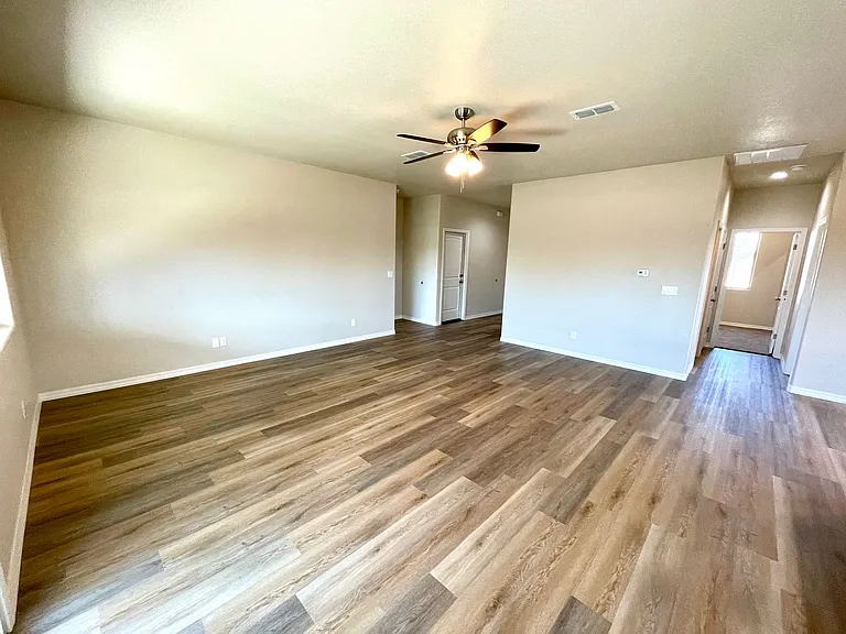2478 Weatherwood Way — Photo 8