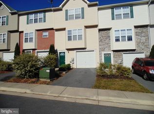 19 Talia Dr, Inwood, WV 25428