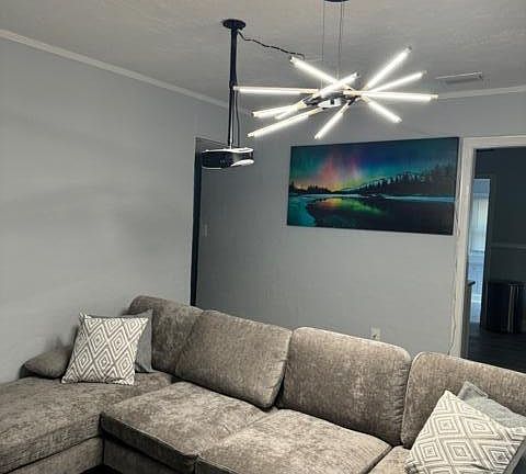 3rd image of 41 AGNUE Avenue