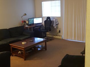 221 Ridgefield Dr, Middletown, CT 06457