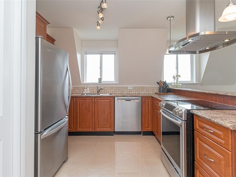 1st image of 4536 Viewmont Ave #406