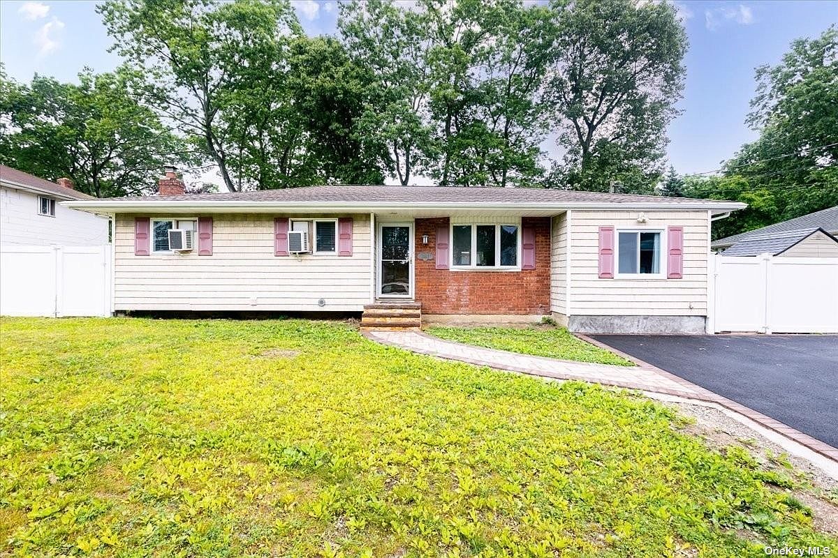 381 Fir Grove Road, Lake Ronkonkoma, NY 11779 Zillow