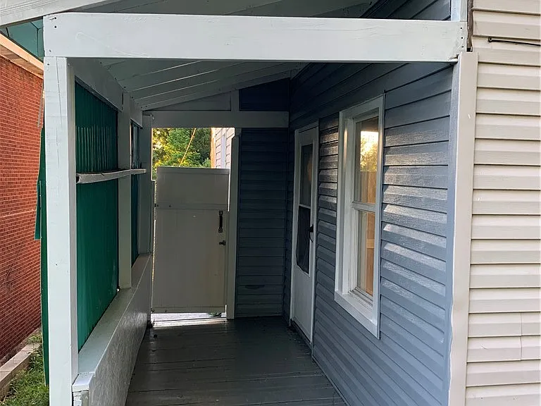 160 Hazelwood Ave — Photo 26