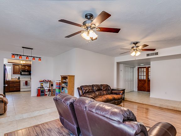 2nd image of 5012 W Carol Ave