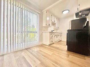 1975 S Corning St #16A, Los Angeles, CA 90034