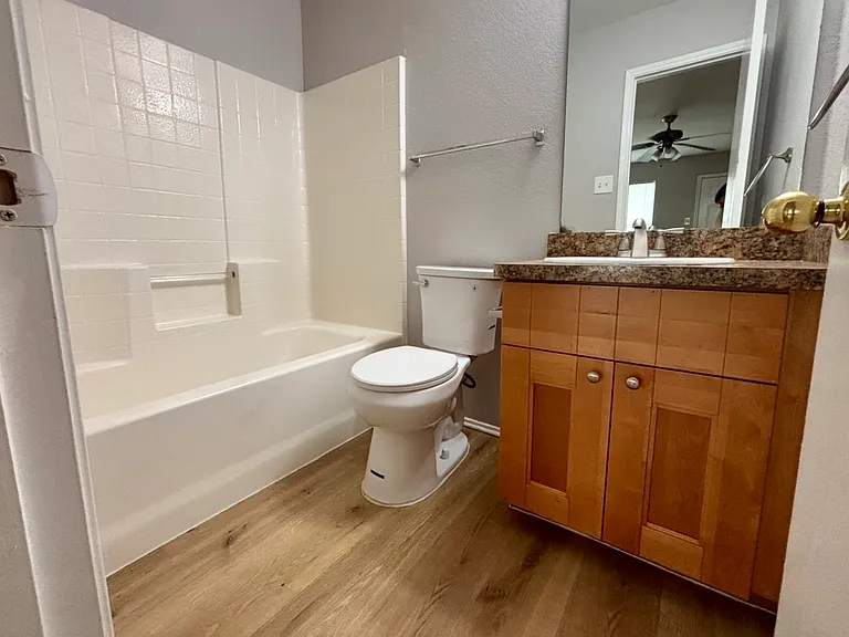 8042 Doreen Ave #2 — Photo 20