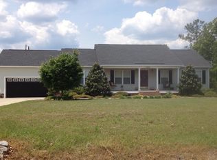 1993 Colonial Park Dr, Hartsville, SC 29550