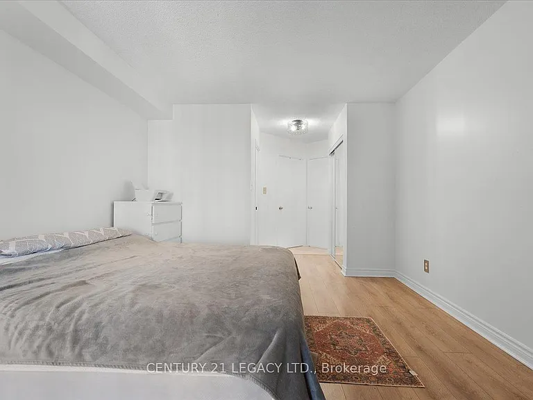 2269 Lake Shore Blvd W #1207 — Photo 15