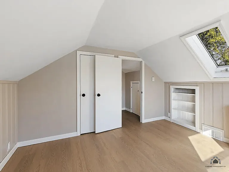 15 Elmhurst St — Photo 10