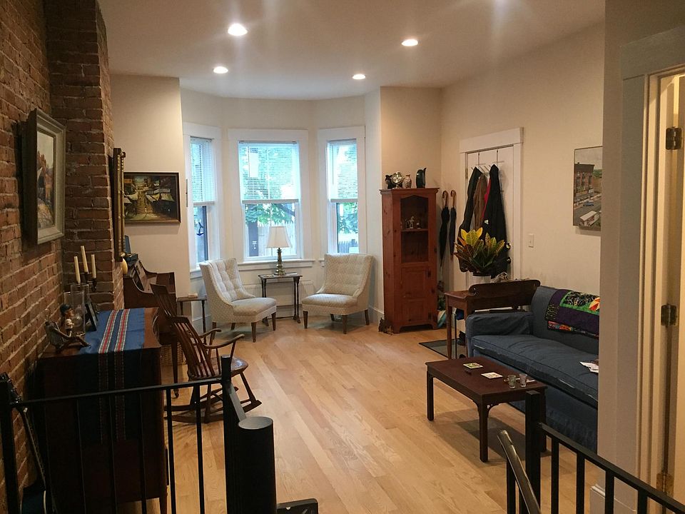 Living Room open floor plan with kitchen