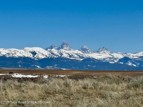 7666 Spirit Horse Trl, Tetonia, ID 83452