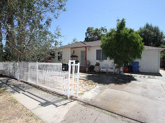 2nd image of 5744 Lasaine Ave