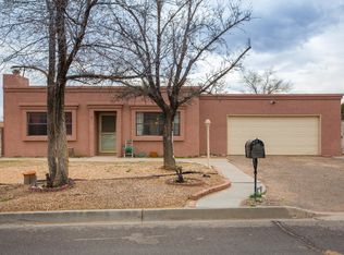 1639 Domain Loop SE, Rio Rancho, NM 87124