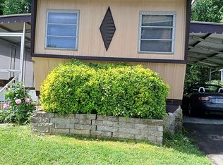 64 Yellow Buckeye Ln, Hendersonville, NC 28739