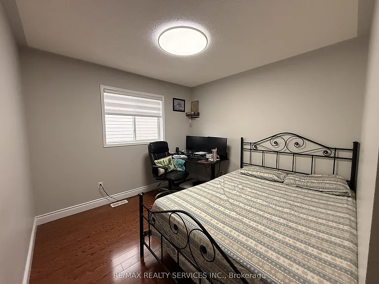36 Burnt Elm Dr — Photo 23