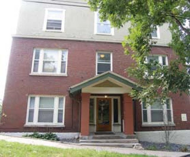 1st image of 218 John St NE APT 3