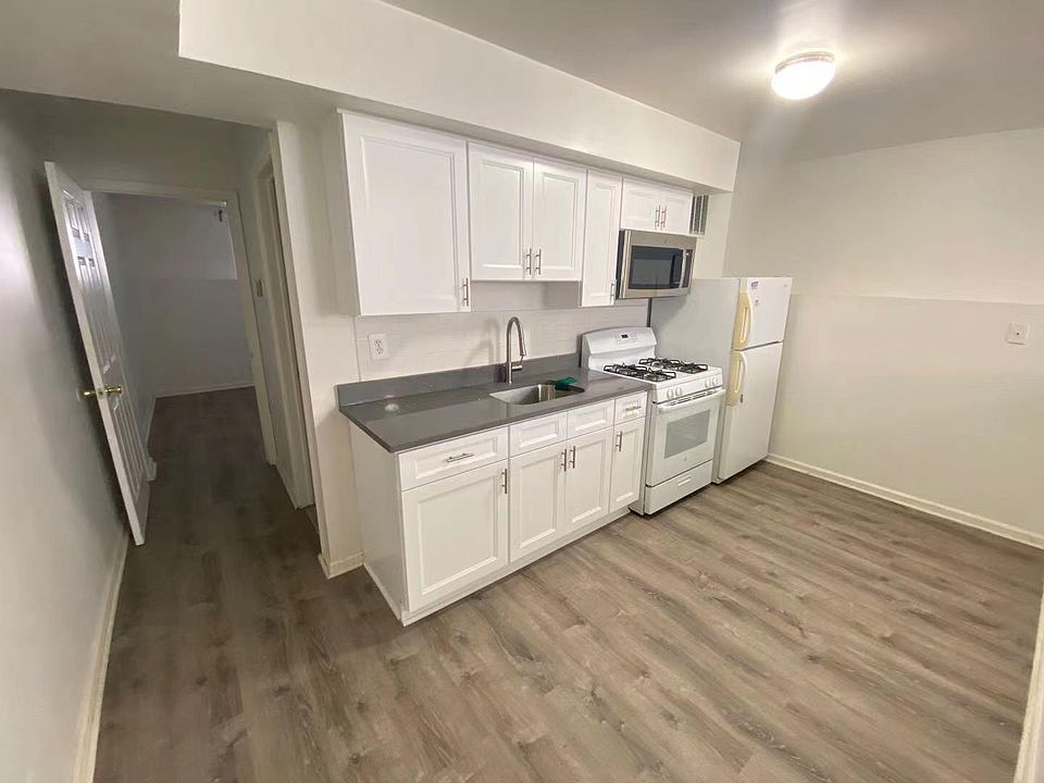 1st image of 26 Willow Ln
