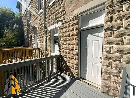 519 Beaumont Ave — Photo 12