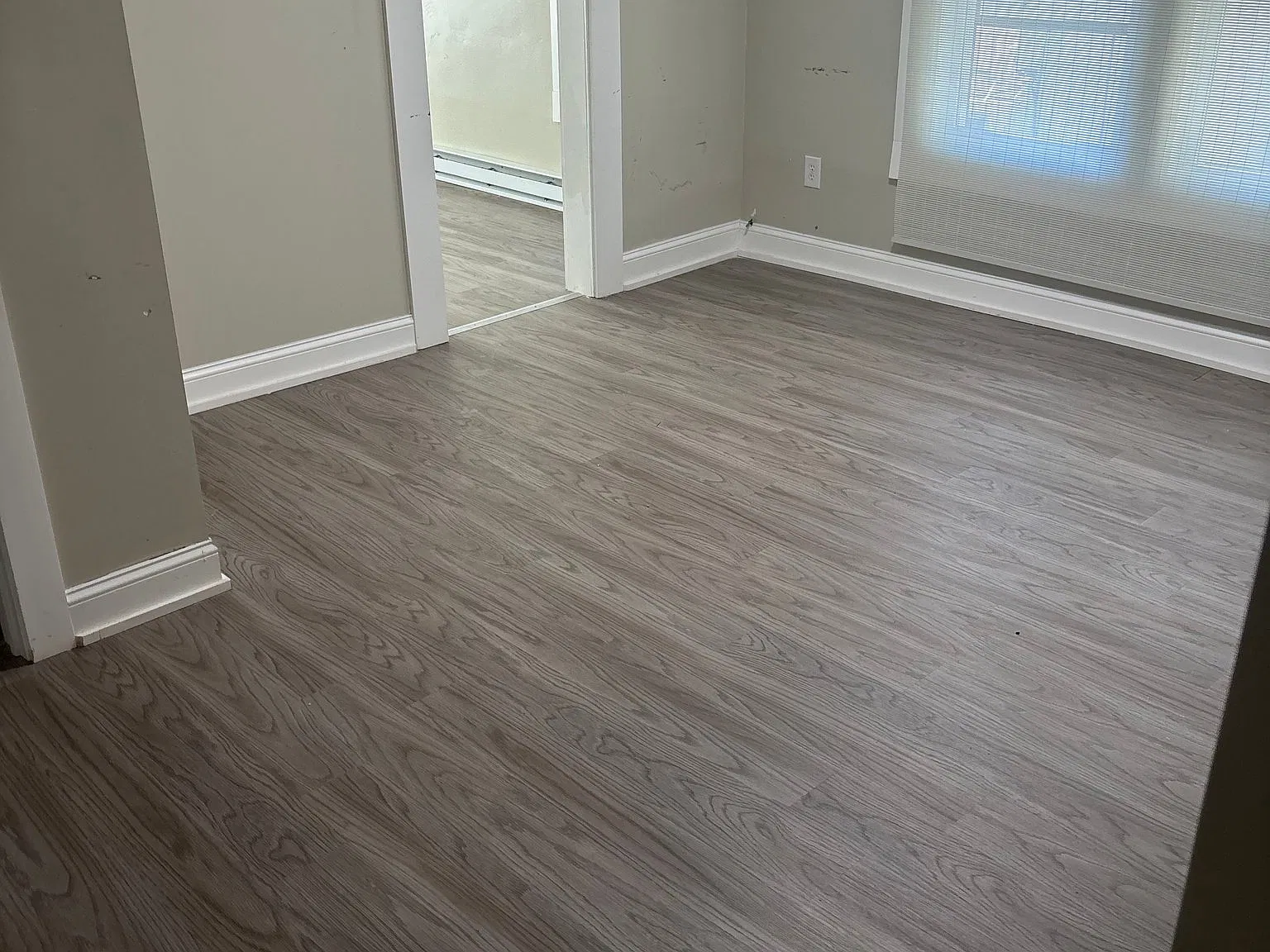 Beautiful Newly Renovated 2bed Section 8 Accepted — Photo 2