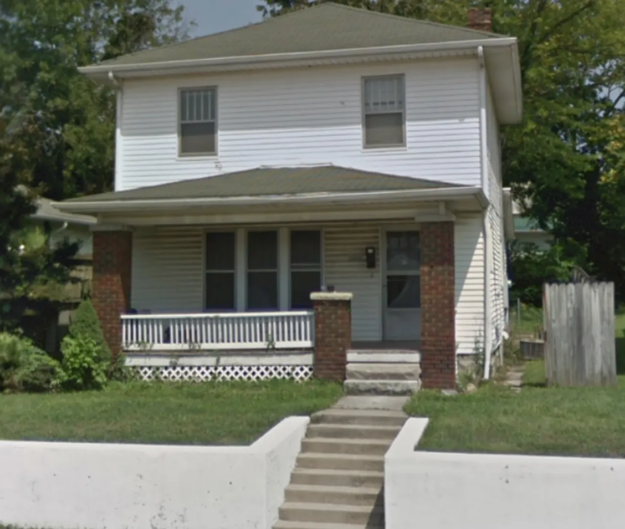 Charming 4 BD/2 BA home in quiet neighborhood! — Photo 1