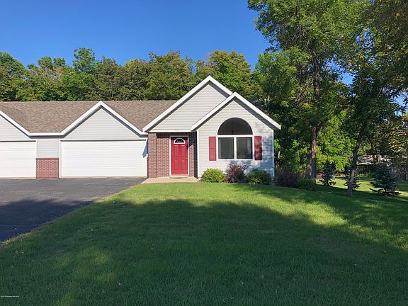 3rd image of 328 Shorewood Cir