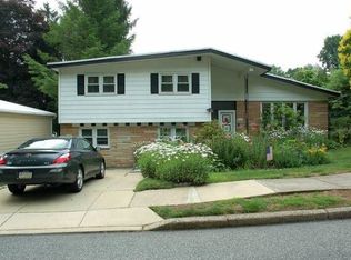 9109 Dale Rd, Philadelphia, PA 19115