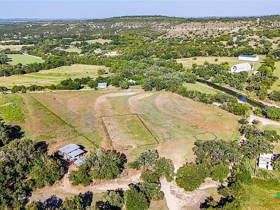 4th image of 1750 Loop 165 #B