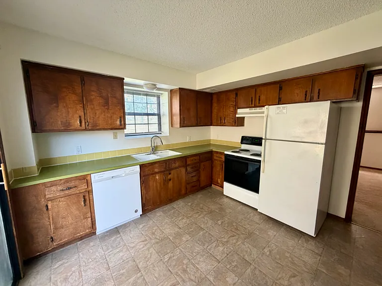 3427 Harvard Rd #A — Photo 1
