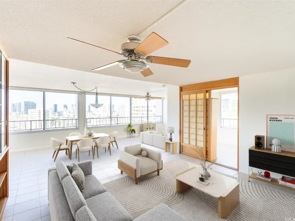 1310 Heulu St APT 1102, Honolulu, HI 96822