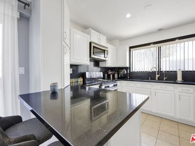 7409 Woodman Ave UNIT 105, Van Nuys, CA, 91405