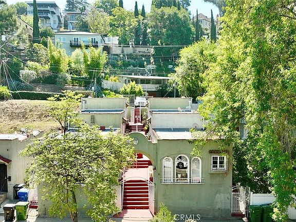 3rd image of 1536 Silver Lake Blvd