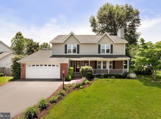 10320 Peric Ct, Manassas, VA 20110
