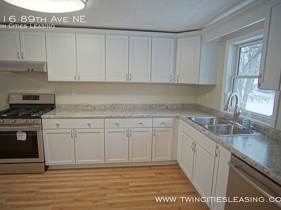 3rd image of 816 89th Ave NE