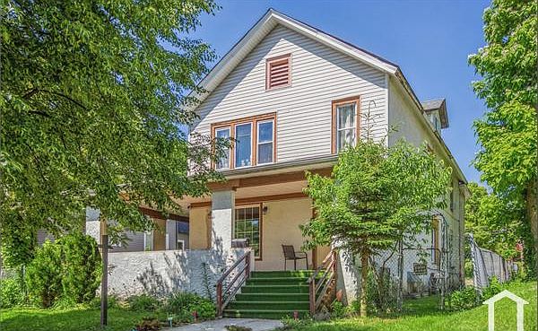 1st image of 123 Comstock St #1